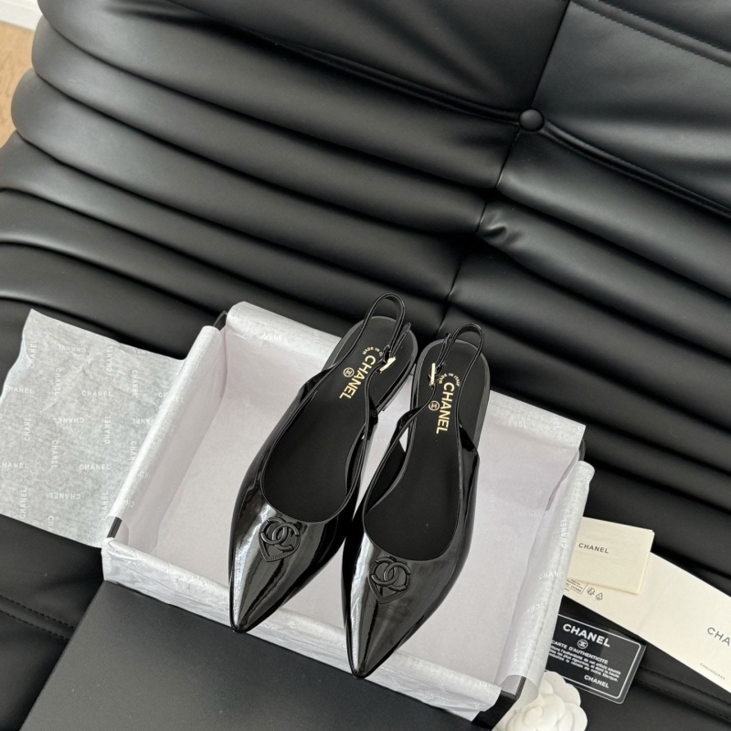 Ch*el slippers